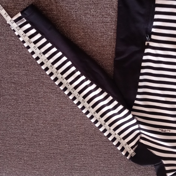 🖤Lauren Ralph Lauren🖤 - Black/White Striped Full-Zip Jacket - Picture 12 of 12
